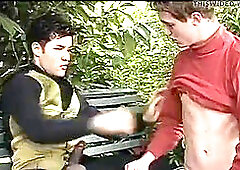 Retro outdoor gay movie with Fernando Leone and Guilhem Thomas