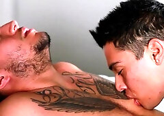 Str8togay.com: Muscled big dick Joey Rico cheating