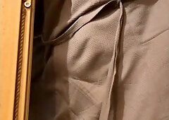 Hetero fellow privately wanks off in the sauna