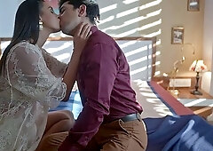 amateur MILF getting fucked and takes cum in mouth