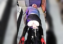 Just a little warm up session with my double sex toy