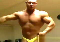 muscle worship in locker room