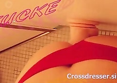 Chubby crossdresser with daddyissues plays with a big d