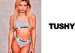 Gorgeous small-tit chick Destiny Cruz anally rammed in the bedroom