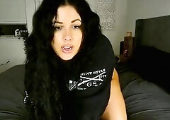 Brunette Couch Webcam Solo Fun Masturbating