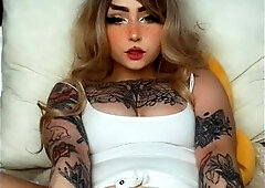 Blonde tight pussy babe has solo toy fun