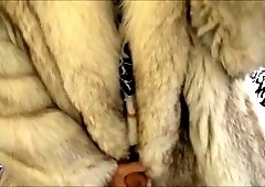 Masturbate and all wet with a nice fur fetish