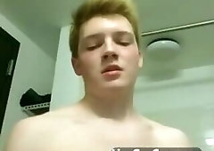 Beautiful Twink Cums