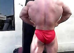 Moe El-Moussawi Sexy Posing