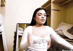 Summer Col and Zariah Aura can not resist the sex