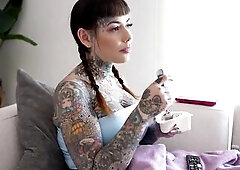 Hawt rock housewife cheats with her husbands superlatively good ally - Tigerlilly & Lev Lieben