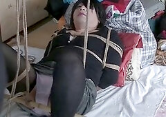 Jyosouko Fujiko's erotic underpants bound with cord and bamboo