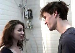 This teeny wants to go to a concert, but her boyfriend