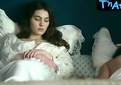 Anamaria Vartolomei Breasts Scene  in The Seduction