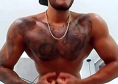 Gorgeous Latino Muscle Hunk Mat Chaturbate