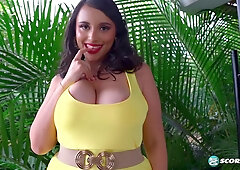 Hilary Rhodes is Out for a No-strings Fling