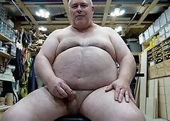 Handy grandpa John gets off in a chubby bear style