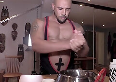 Master Thiago Boss Gives His New Sub