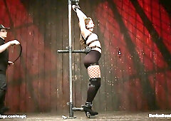 Strapped lesbian beaver toyed & vibed