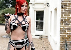 Redhead stripper Alexxa Vice swallows a freaking big British dick