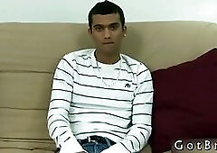 Broke  Ashton gets sucked by Ryan