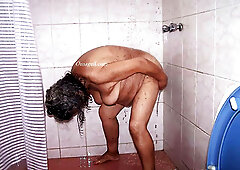 OmaGeiL Old Ladies Homemade & Handmade Content