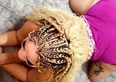 SEXY BLOND TAKES OFF THE FUCKING-RUBBER TO FEEL THE BIGGEST ROD ON HER SKIN