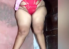 Stepmom In The Yard Bathing