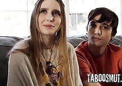 Sexy Sweetheart And Her Boyfriend ends up in a three-some with the doctor at his office