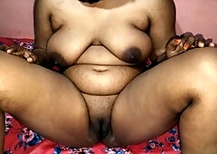 Blindfolded fun with Indian bhabhi Mst Srite