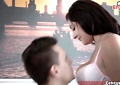 EroCom.tv - Hier findet Dich eine Frau. Die erste Erotik Community in der normale Frauen Maenner nach einem Sexdate fragen. Kostenlos ausprobieren