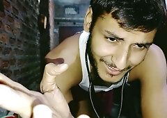 Penetrate me spunk-pumps