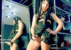 Mature tatita hilton indulges in stockings, masturbation, and toy play