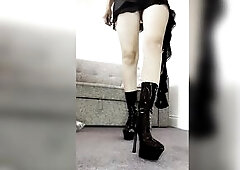 Upskirt cunt upskirt booty latex boots foot fetish