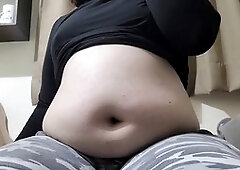 Chowing down on some treats and pizza in debut video :3