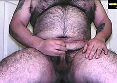 Now bear Kneels Jerking Off