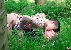 Watch steamy Abigaile Johnson and Christie Starr's movie