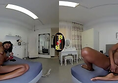 Naomi - Pink Pussy In A Hot Black Skin - AmateurVR3D
