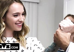 Doctor Tests Surrogate Teen’s Fertility by Pounding Her Little Gap as Hard as That guy Can