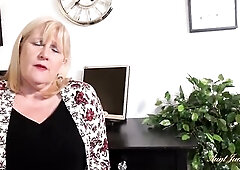 Your job depends on being able to entice your Breasty Shaggy Older big beautiful woman Boss Catherine Can, and it's your favourable day! This bab