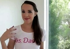 Pretty brunette pov sucks