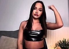Amateur super hot brunette masturbating 1 mp4