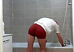I'm cleaning my bathtub (episode 1)
