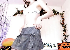 Dance and Undress Mini Comp