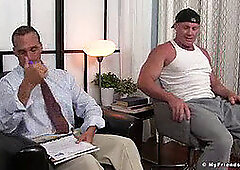 Gorgeous she-wolf enjoys a fantastic toe licking session