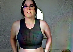 Brunette Couch Webcam Solo Fun Masturbating