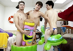 Oily fucking with homosexual university students