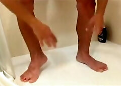 Male Celeb - Tom Hopper Nude