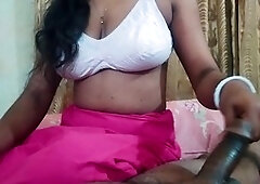 Gorgeous Indian housewife gives a handjob in her desi nighty