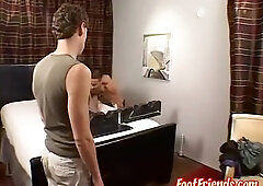 Cool Muscle Victor Trussed and Feather Kittled